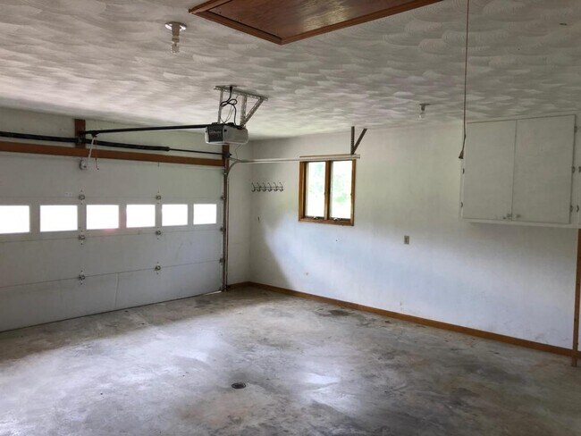 Building Photo - 2293 Riner Rd