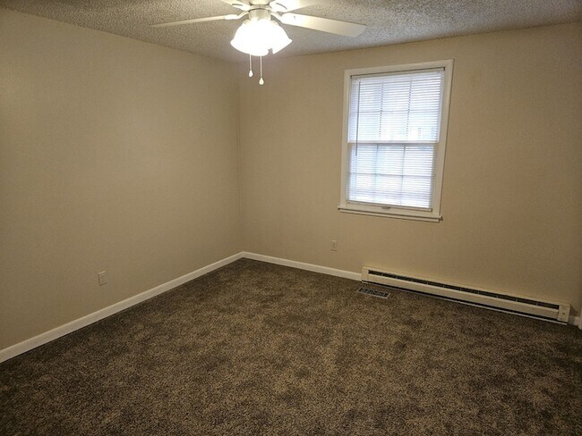 Building Photo - 203 Branch Trail