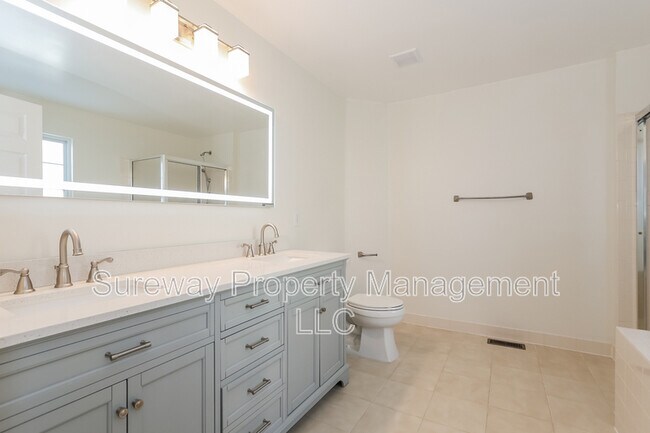 Building Photo - 18 Leighton Dr