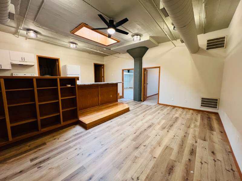 Building Photo - 311 N 8th St