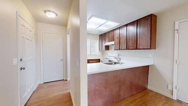 Building Photo - 2720-2724 Bravado Drive