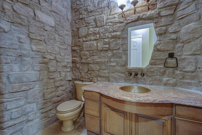 Building Photo - 14296 E Coyote Rd