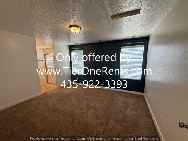 Building Photo - NO DEPOSIT option available for qualified renters!