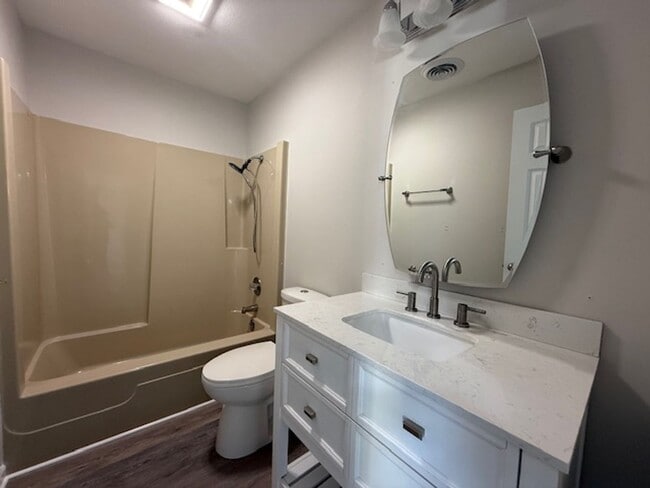 Building Photo - 3 Bedroom with Finished Walk Out Basement!