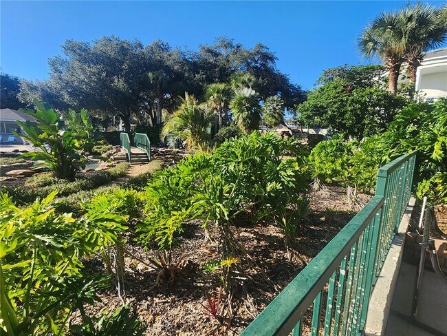 Building Photo - 24921 Pine Hill