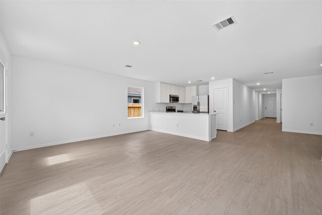 Building Photo - 25568 Rose Creek Dr