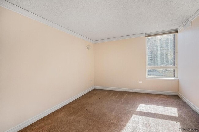 Building Photo - 1020 15th St