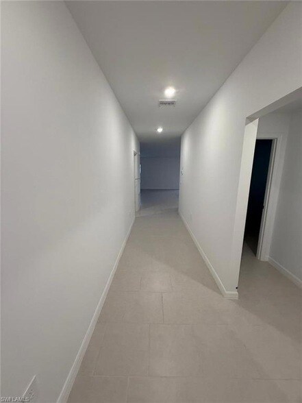 Building Photo - 12213 Sydney Ct