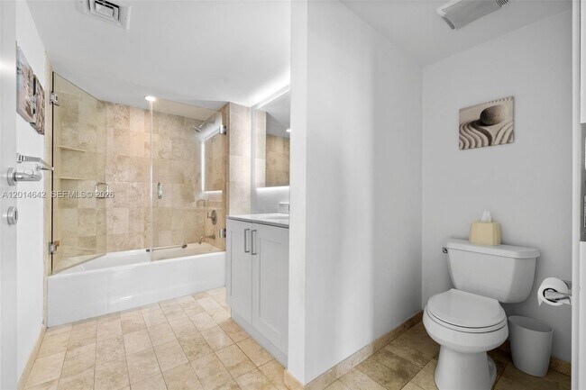 Building Photo - 9499 Collins Ave