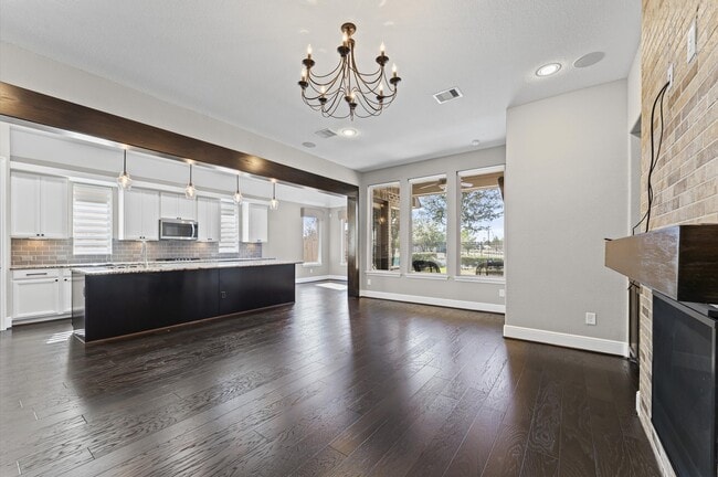 Building Photo - 10811 Gates Randal Ct