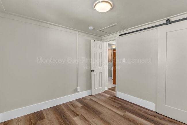 Building Photo - 227 18th St