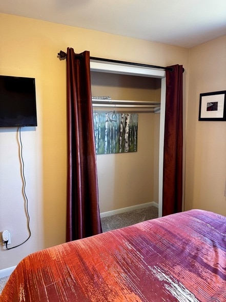 Building Photo - 5210 Deep Hole Rd