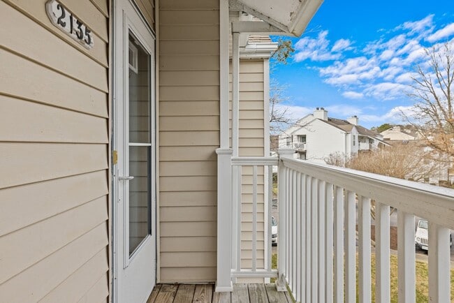 Primary Photo - Beautiful condo in Great Neck Landing