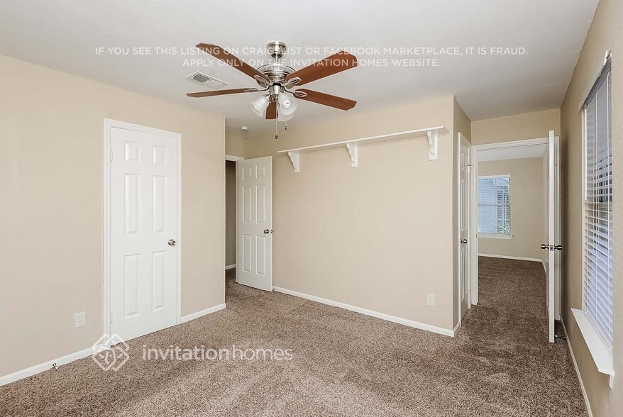 Building Photo - 2860 Ironwood Dr