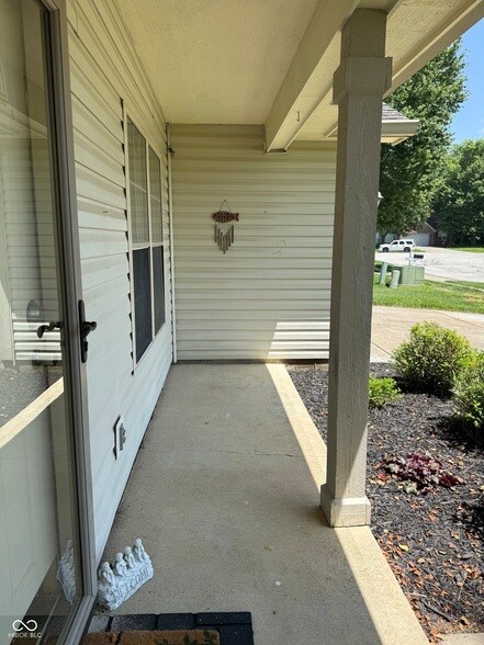 Building Photo - 6438 Thistle Bend