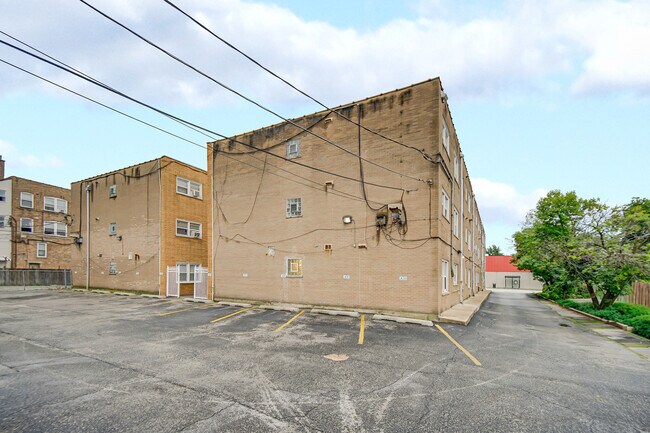 Building Photo - 2342 W 111th St