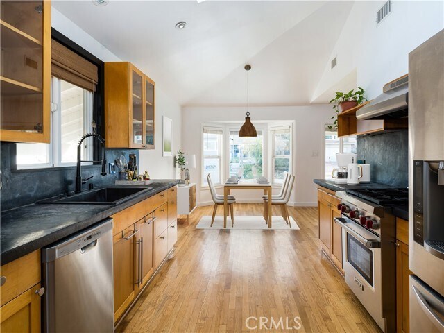 Building Photo - 6039 W 76th St
