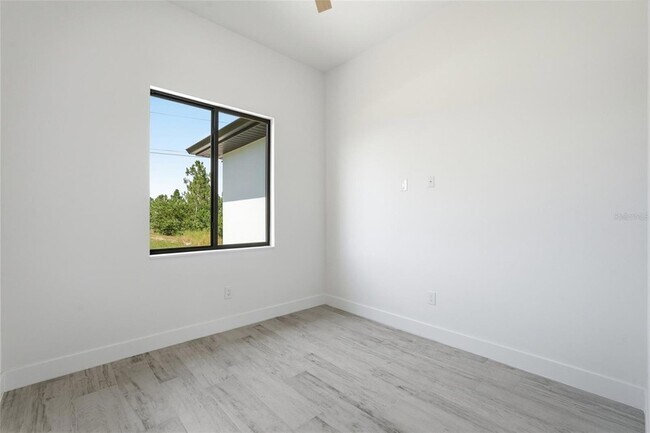 Building Photo - 14041 Newson Ln