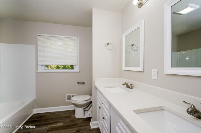 Building Photo - 3702 Iron Horse Way