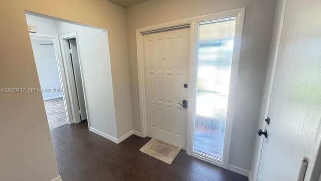 Building Photo - 2736 Carnation Ct