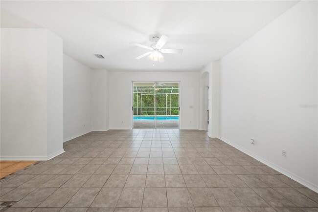 Building Photo - 18214 Stillwell Ln