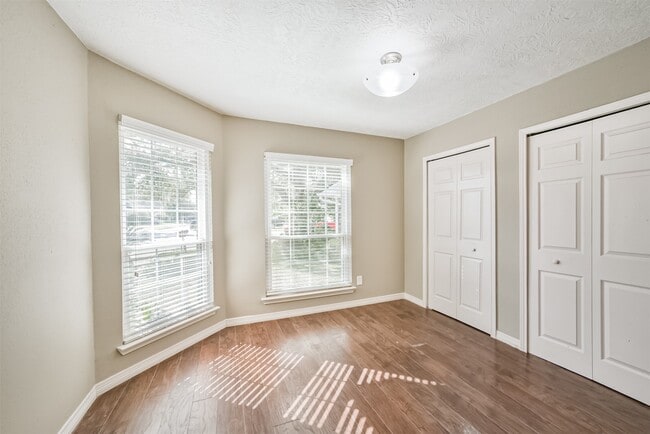 Building Photo - 12502 Miriam Ln
