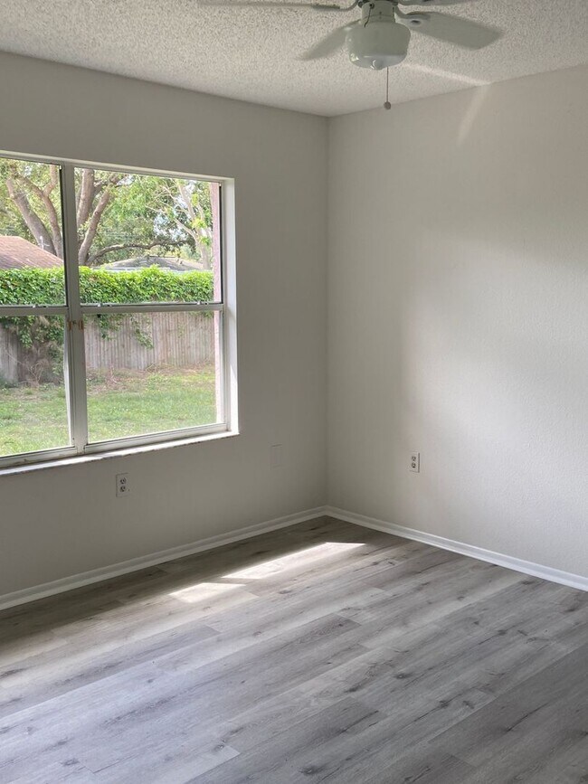 Building Photo - Sarasota Springs Single Family Home