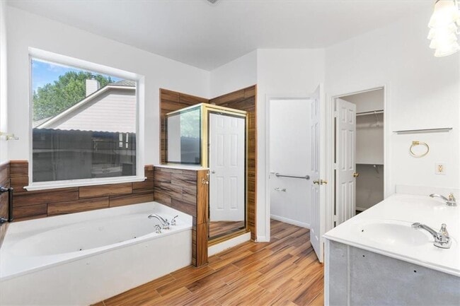 Building Photo - 6700 Kilt Ct
