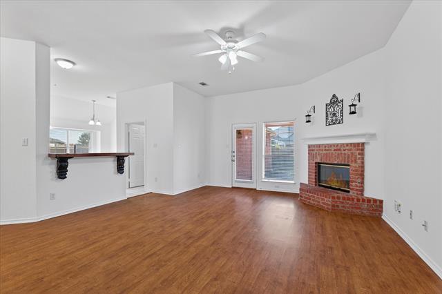 Building Photo - 3807 Farmington Dr