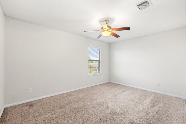 Building Photo - 15406 Grand Sage Dr