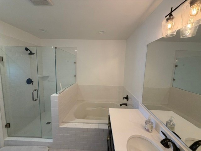 Building Photo - 1098 W Cattail Ct
