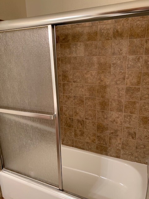 Building Photo - 2 bedroom townhouse Nellis/Charleston 1425/mo