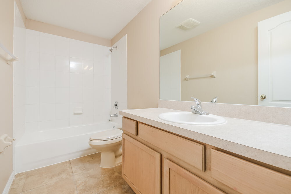Building Photo - 914 Arbor Hill Cir