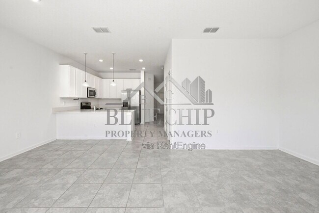 Building Photo - 2634 Runners Cir