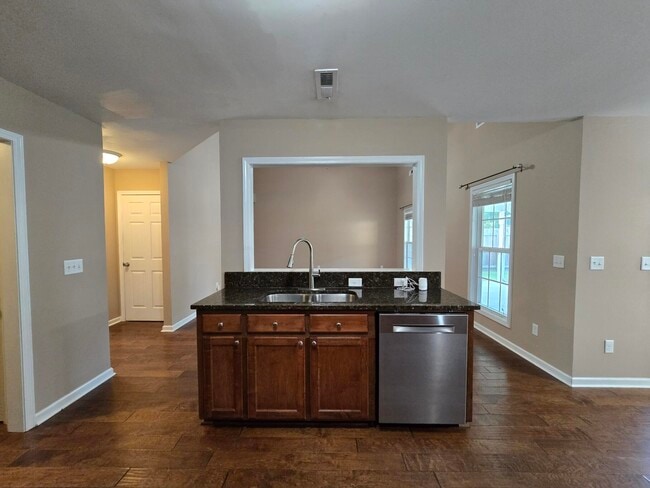 Building Photo - 206 Aberlour Dr