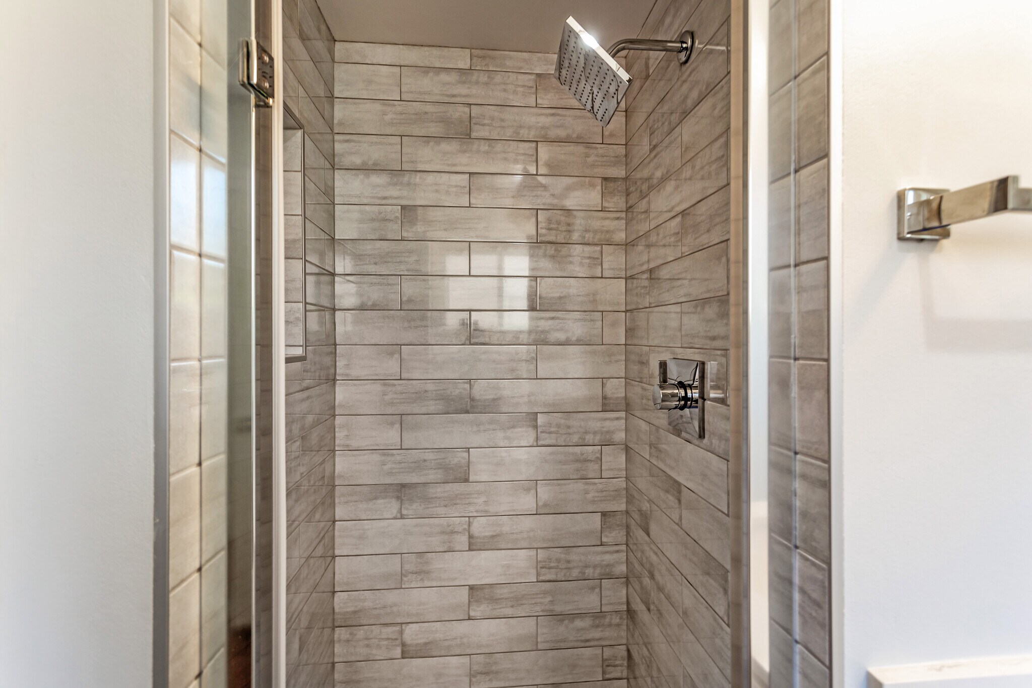 Building Photo - 940 Sequoia Ave