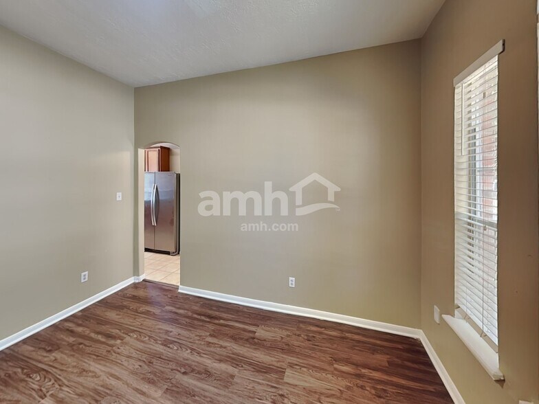 Building Photo - 2210 Two Trail Dr