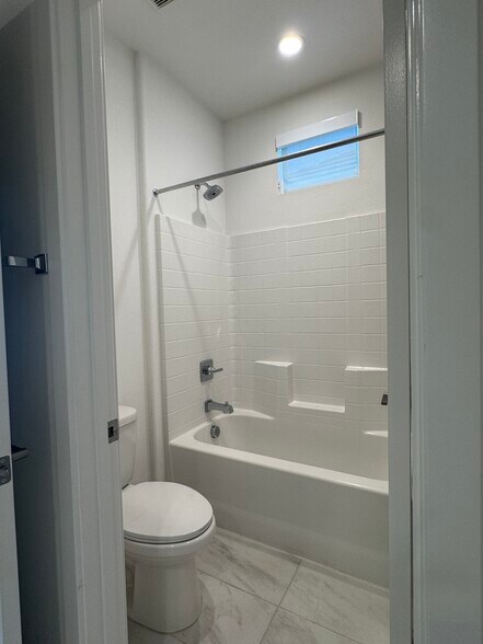 Building Photo - 16216 Hollyhock Ave