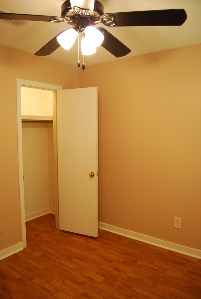 Building Photo - 304 Indian Summer Ln