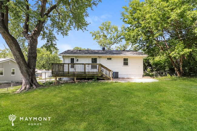 Building Photo - 3 Bedroom Home in Nice Neighborhood
