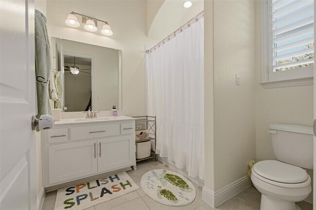 Building Photo - 654 Linden Lp