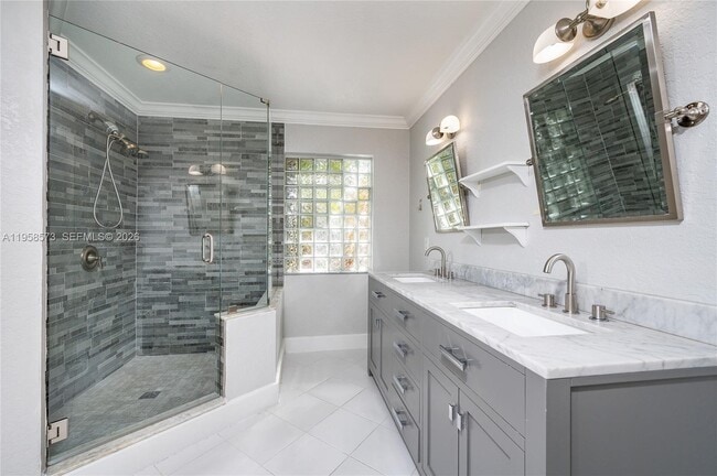 Building Photo - 405 SW 198th Terrace