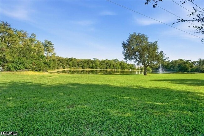 Building Photo - 3630 Pine Oak Cir