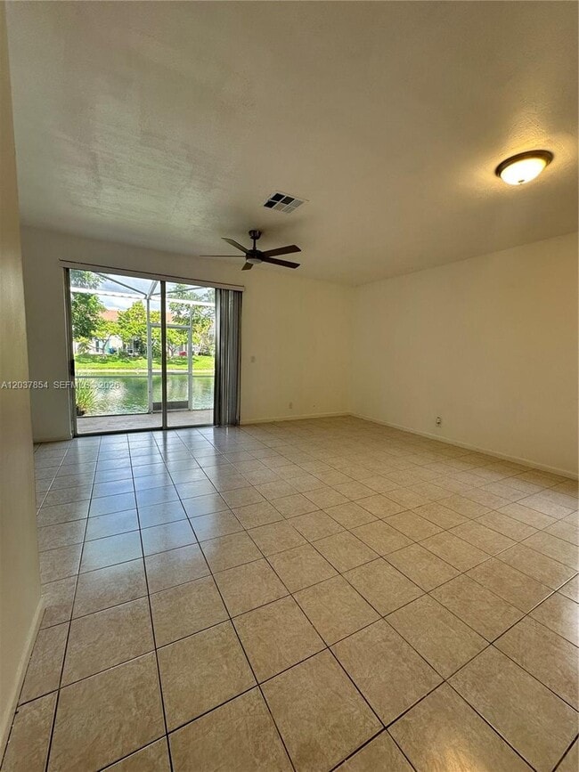 Building Photo - 5541 NW 90th Terrace
