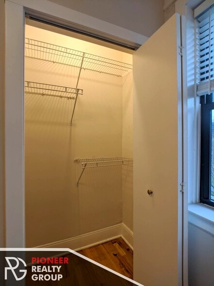 Building Photo - 2317 N Rockwell St