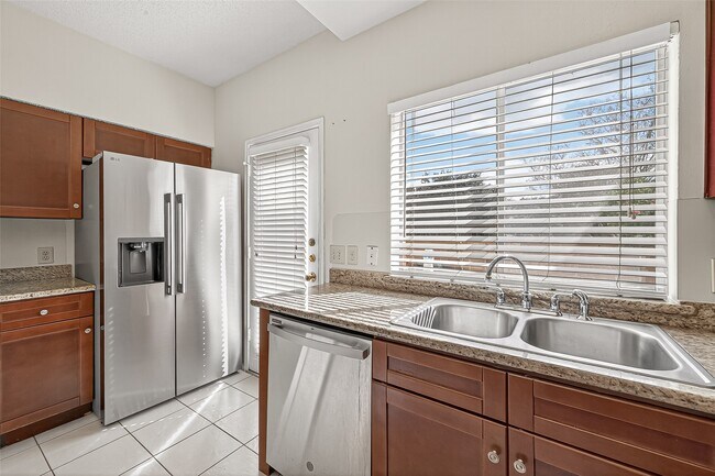 Building Photo - 2910 Grants Lake Blvd