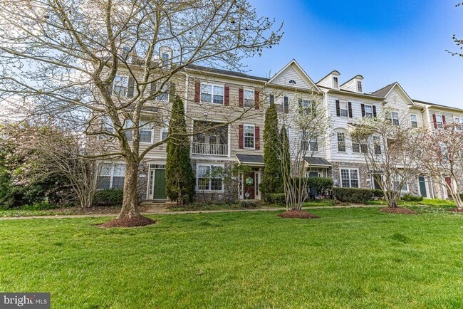 Building Photo - 742 Collington Ct