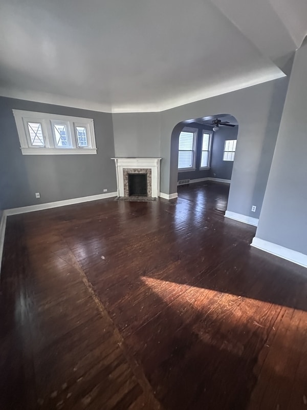 Building Photo - 3816 Archwood Ave