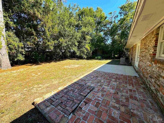 Building Photo - 4290 La Borde Ln