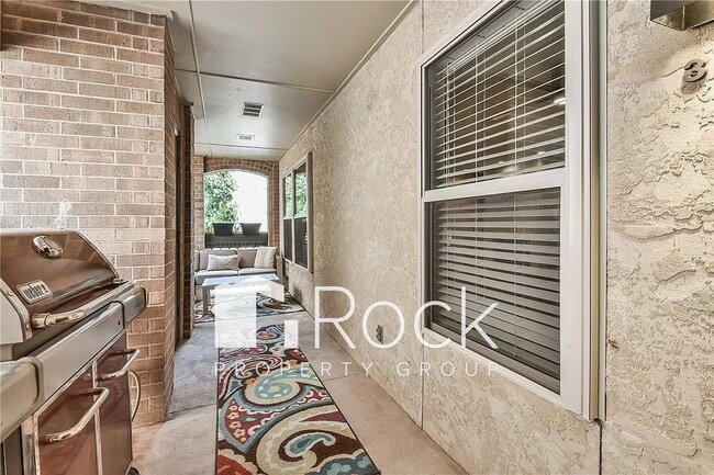 Building Photo - Urban Living in Downtown OKC - 2 Bedrooms/...